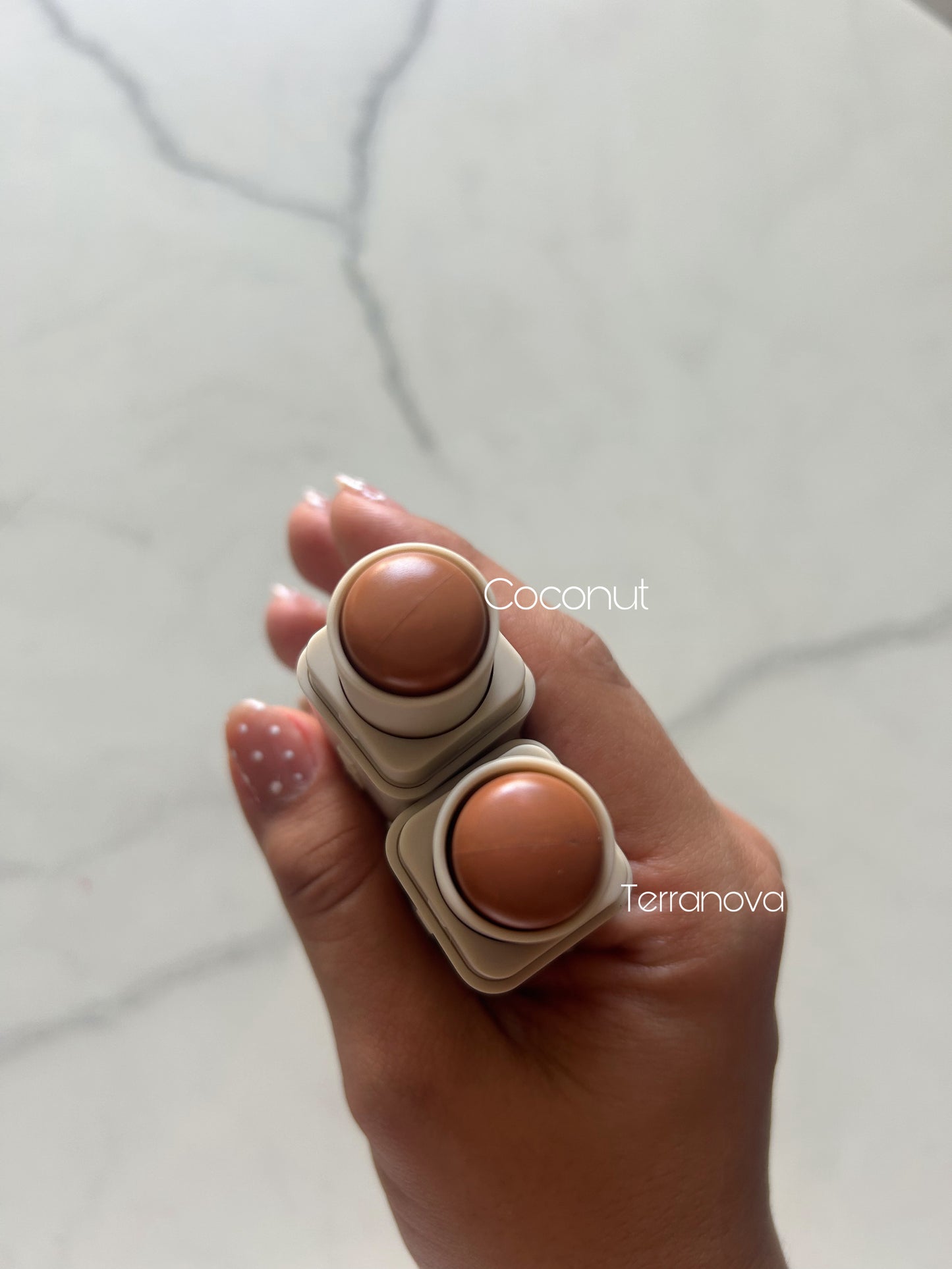 Stick contorno en barra atenea