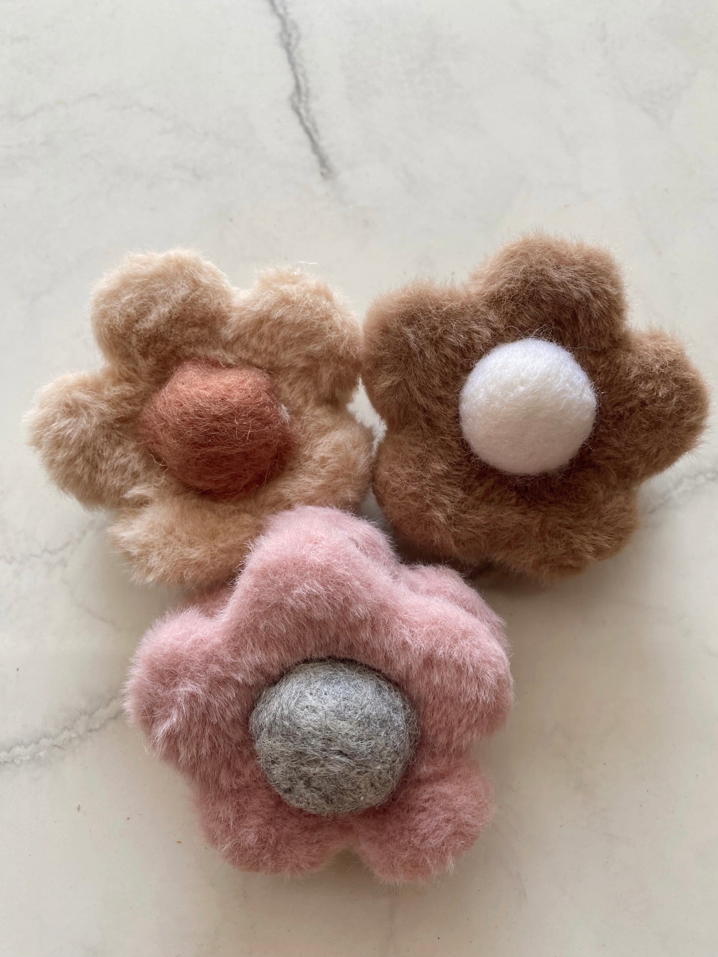 Pinza flor peluche 🧸