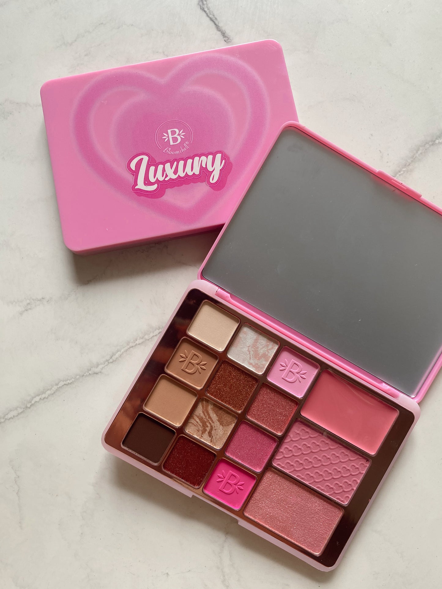 Paleta luxury pink bloomshell