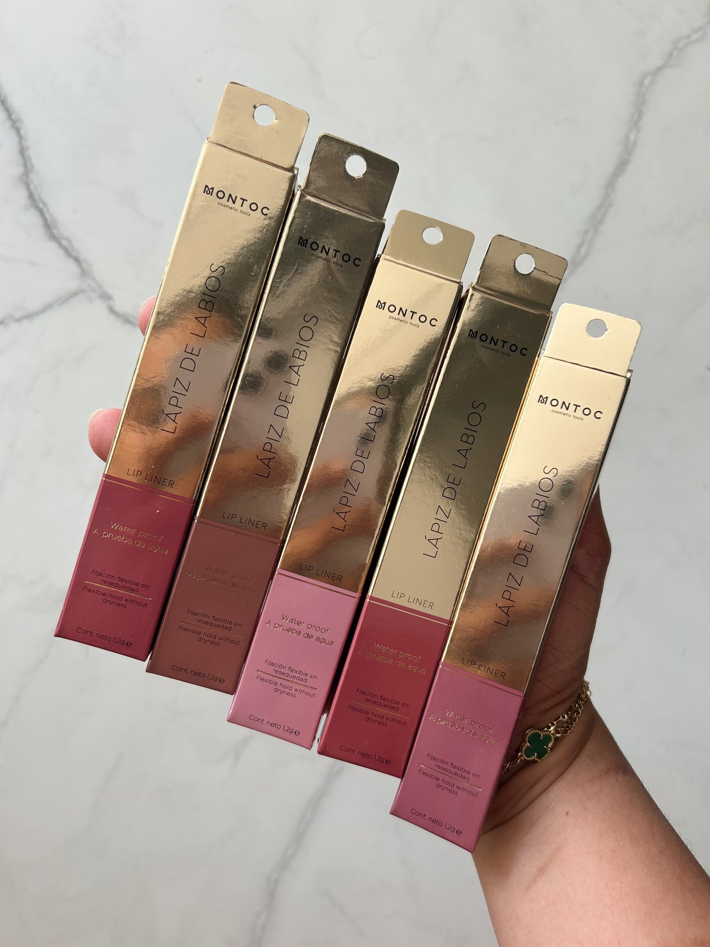 Delineador de labios montoc