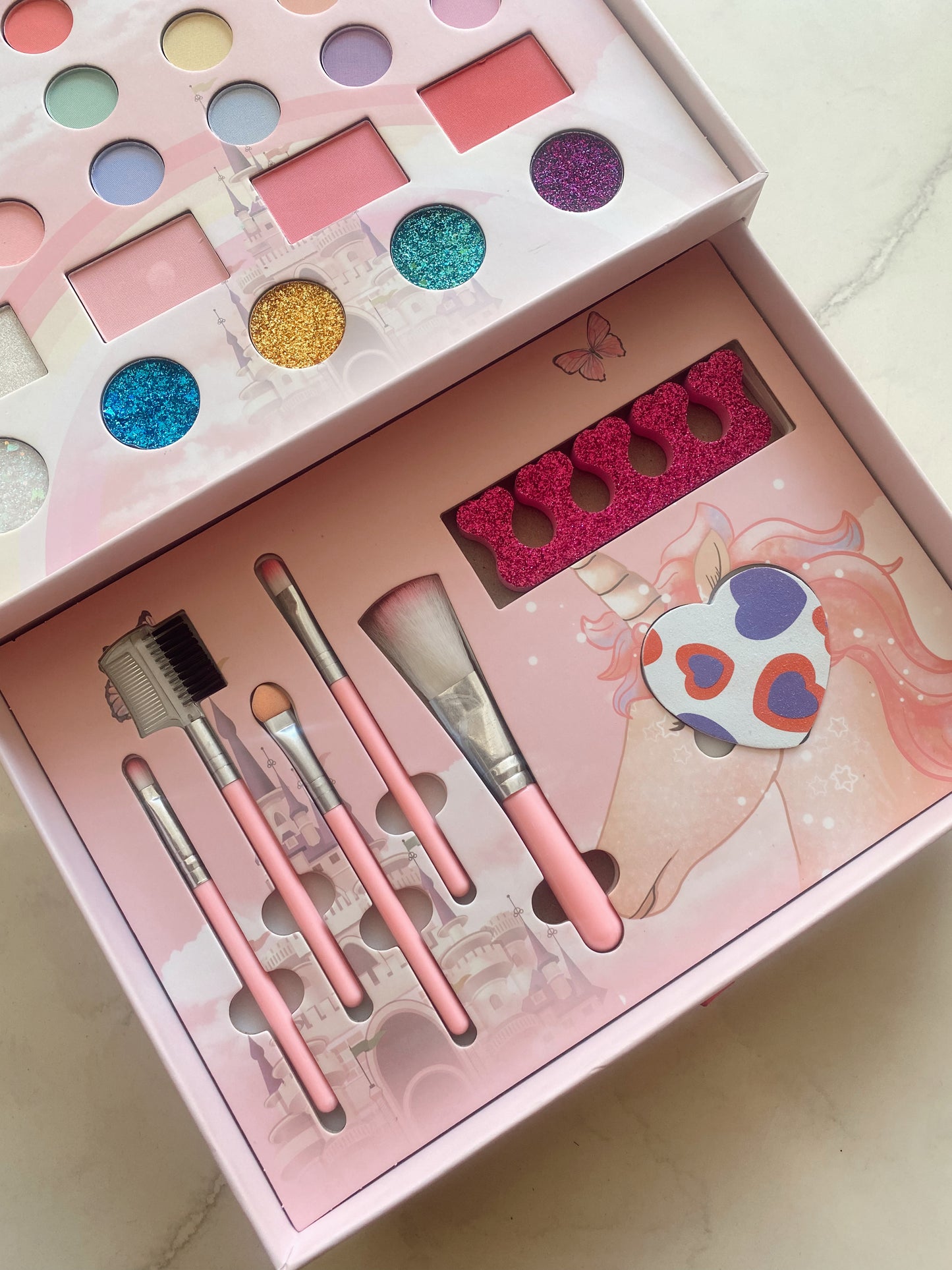 Kit de maquillaje 3 pisos niñas 💓