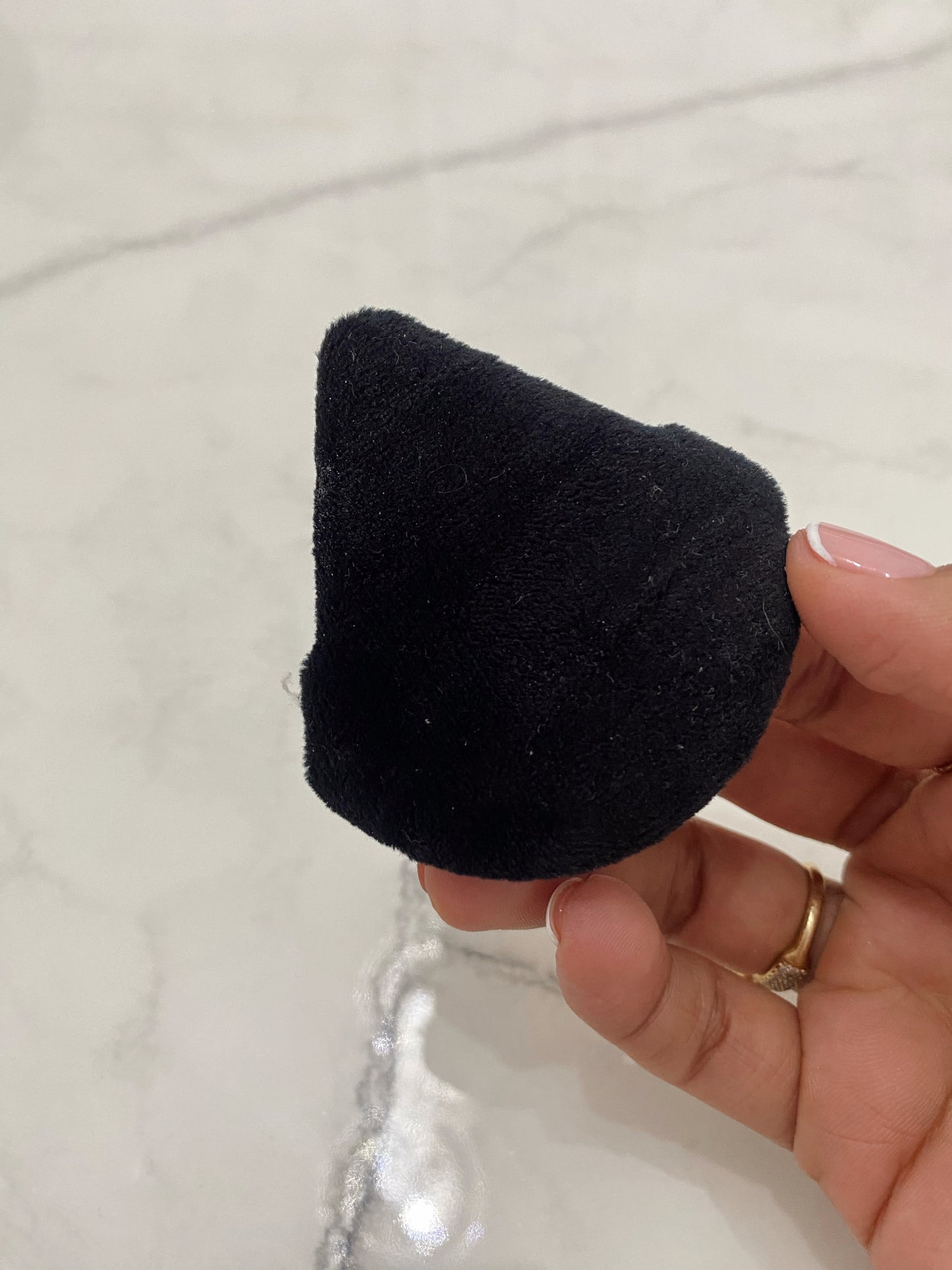 Pomito triangular