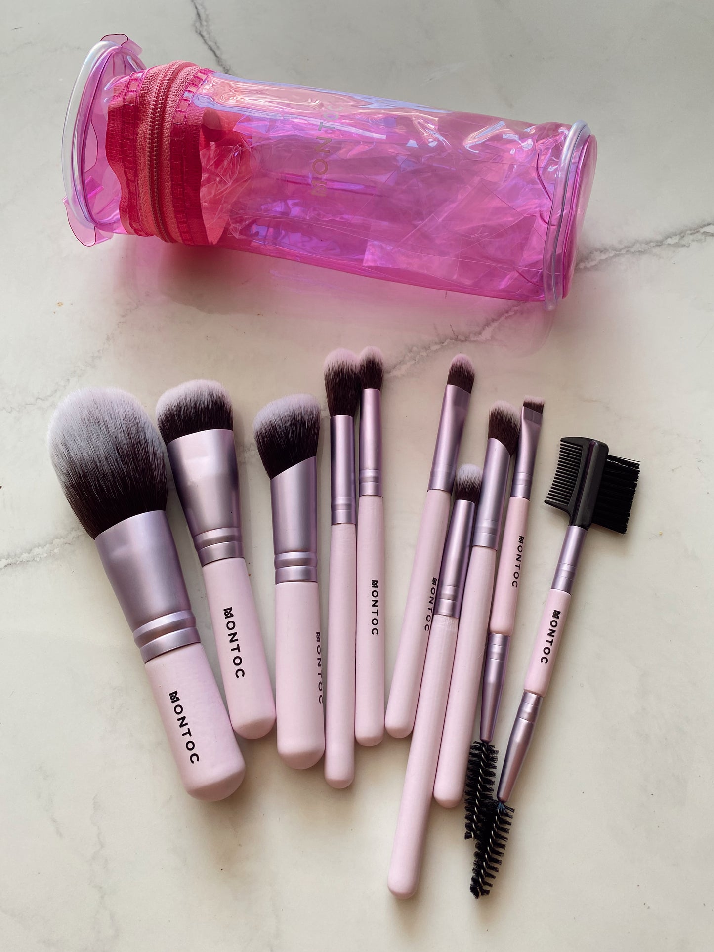 Kit de brochas viajero uva sky