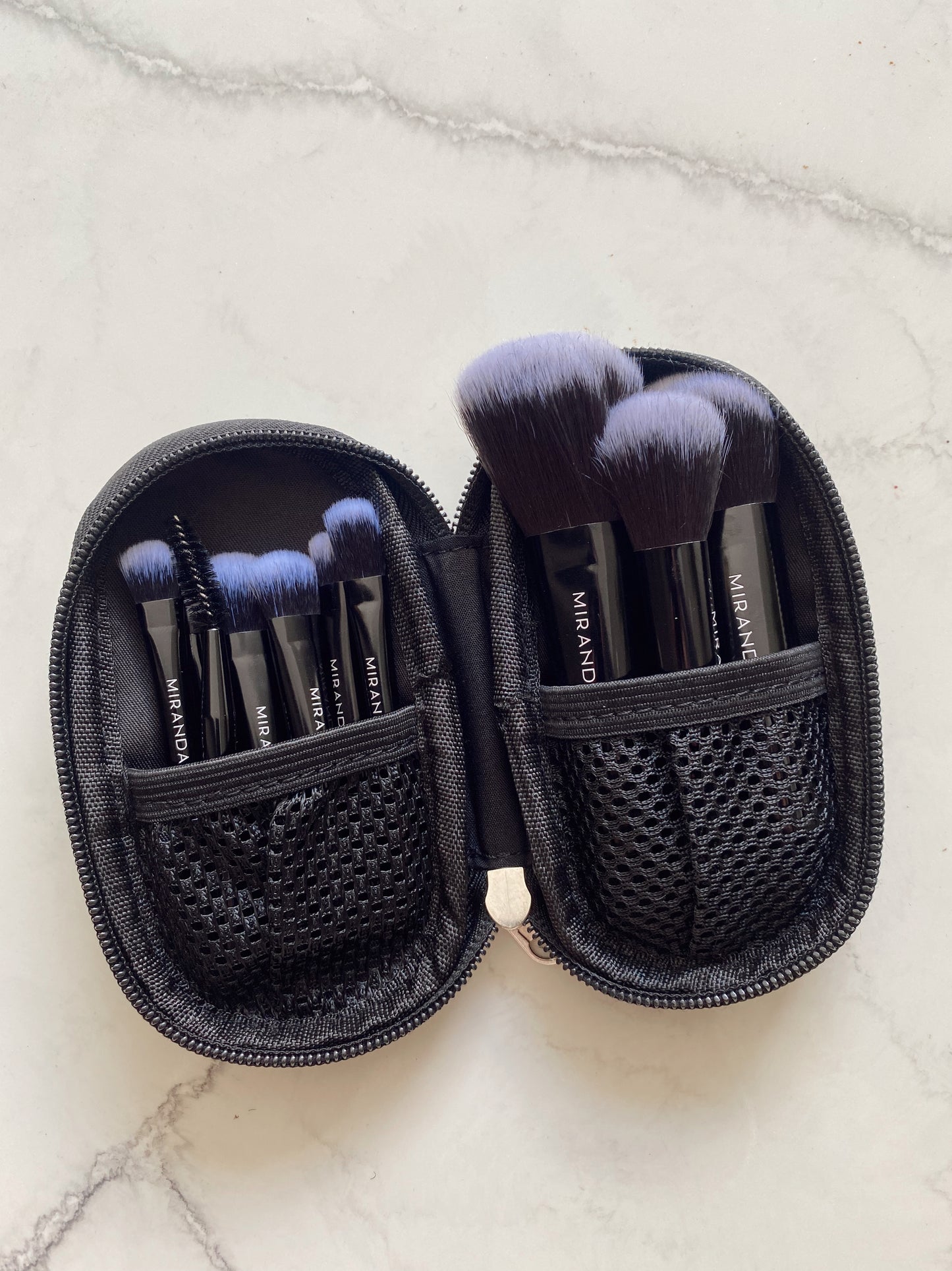 Kit mini de brochas x10 miranda negro 🖤.