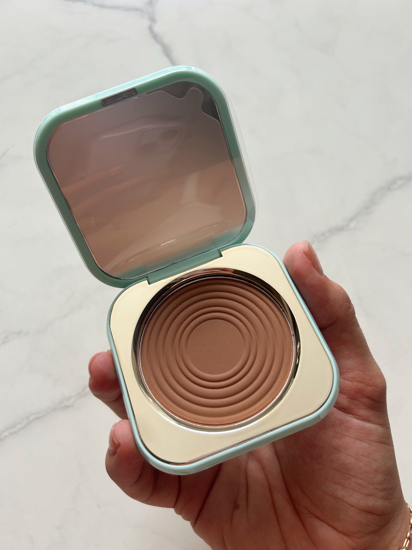 Contorno hello beach montoc