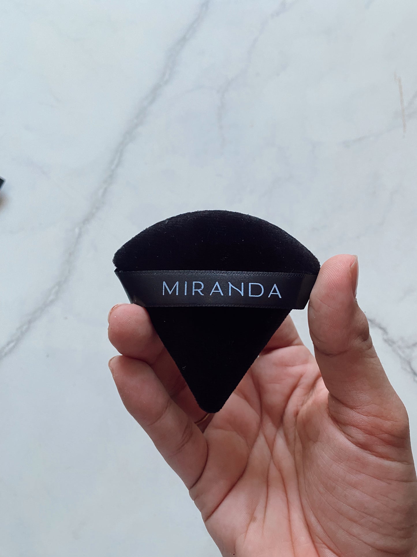 Pomito triangular miranda