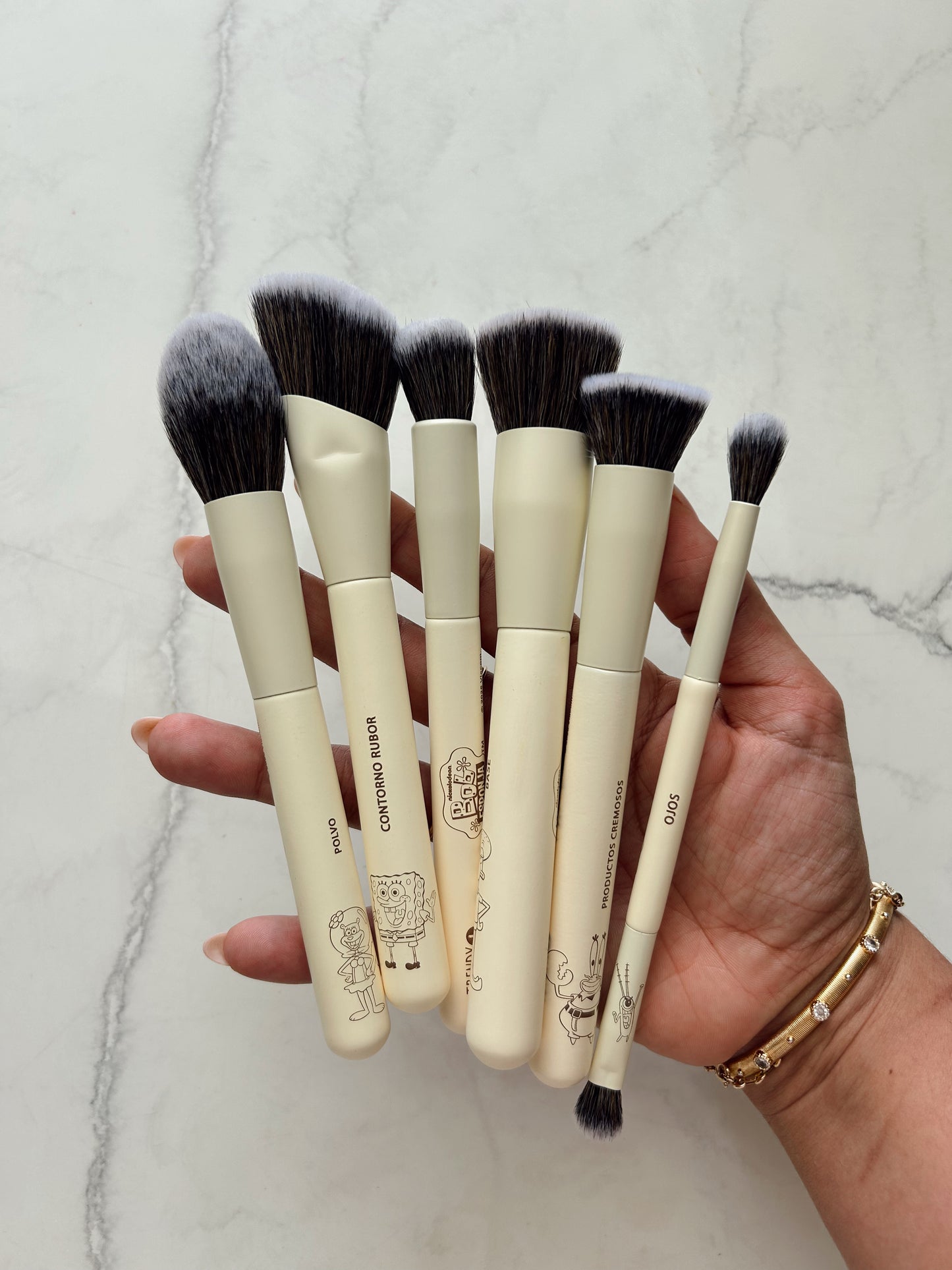 Kit de brochas bob esponja x6 trendy 💛