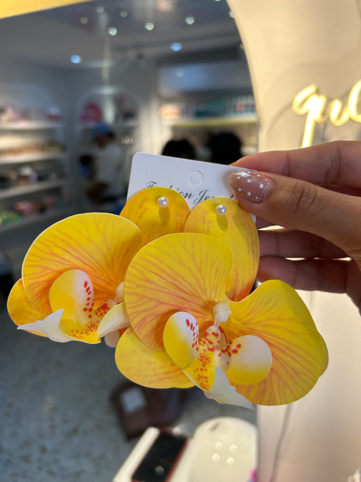 Aretes orquídea carnaval ✨