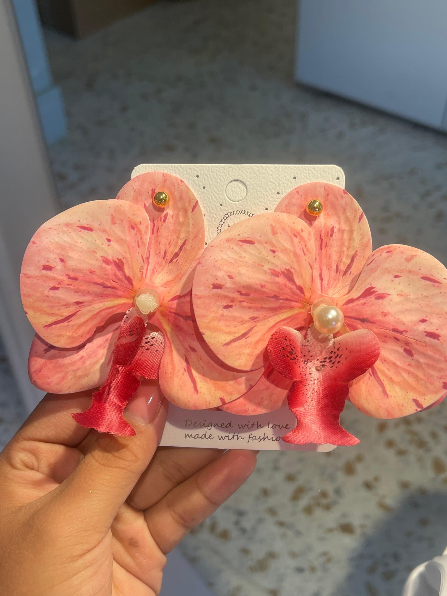 Aretes orquídea carnaval ✨