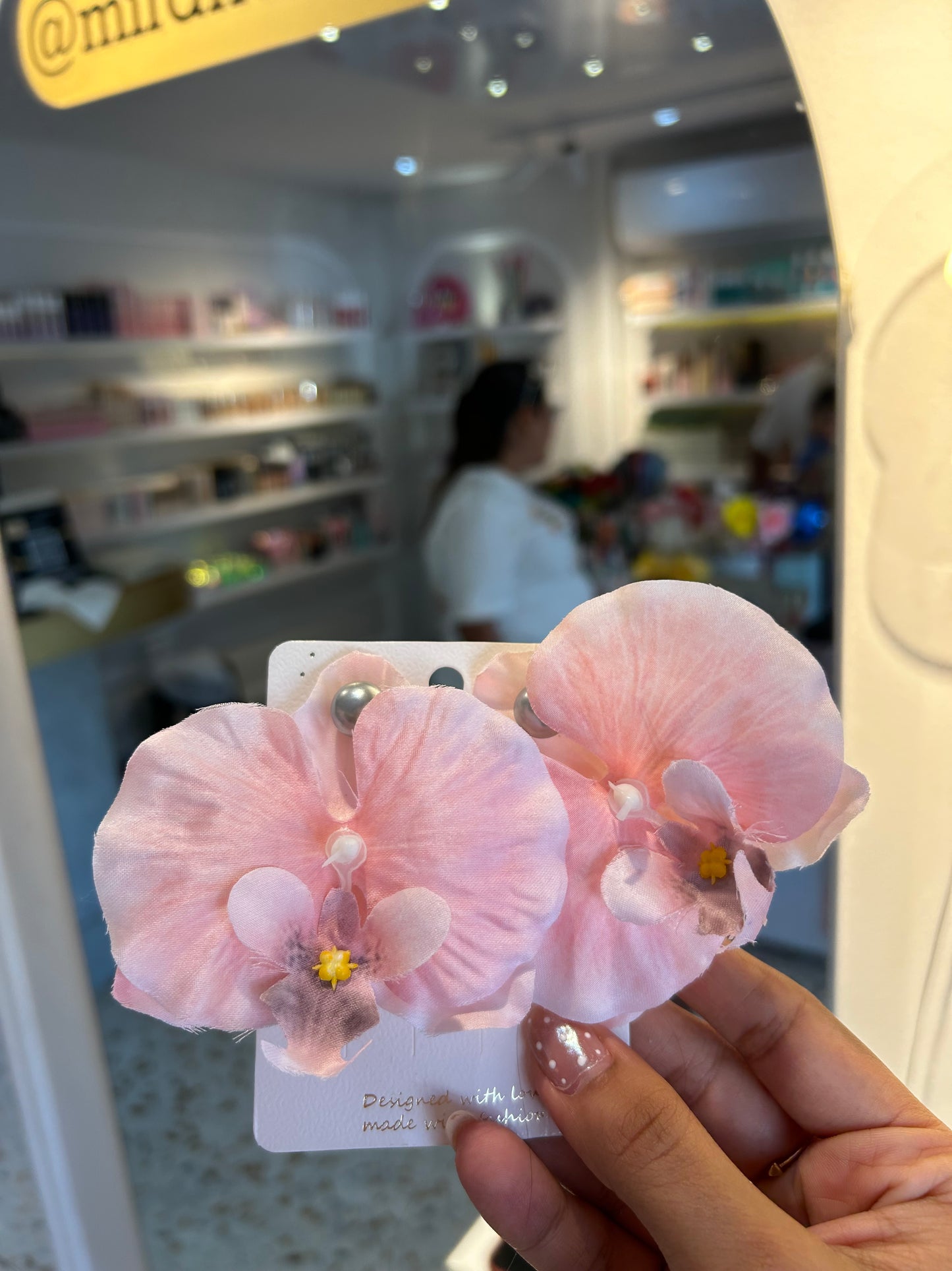 Aretes orquídea carnaval ✨