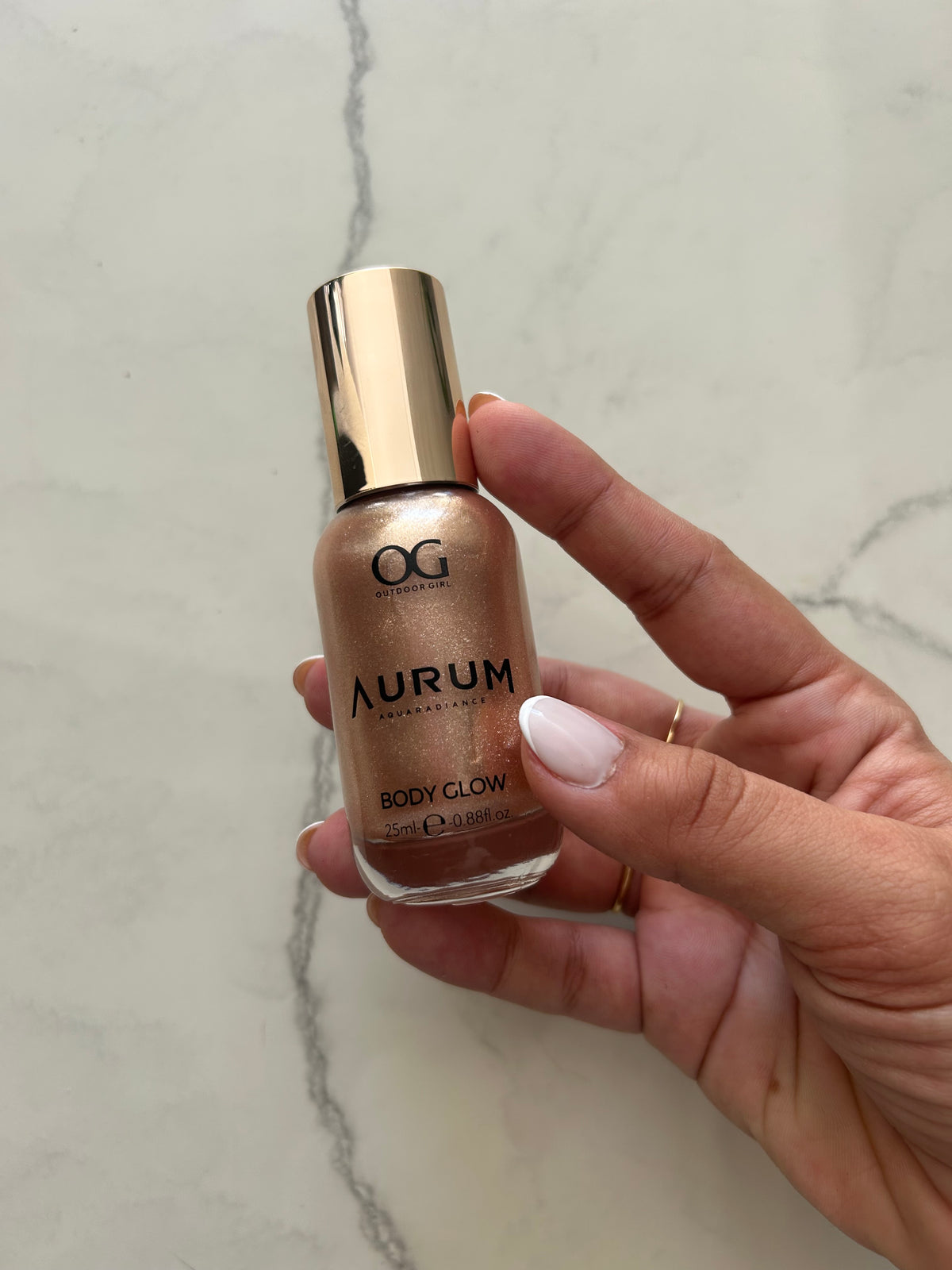 Iluminador líquido corporal OG 💖