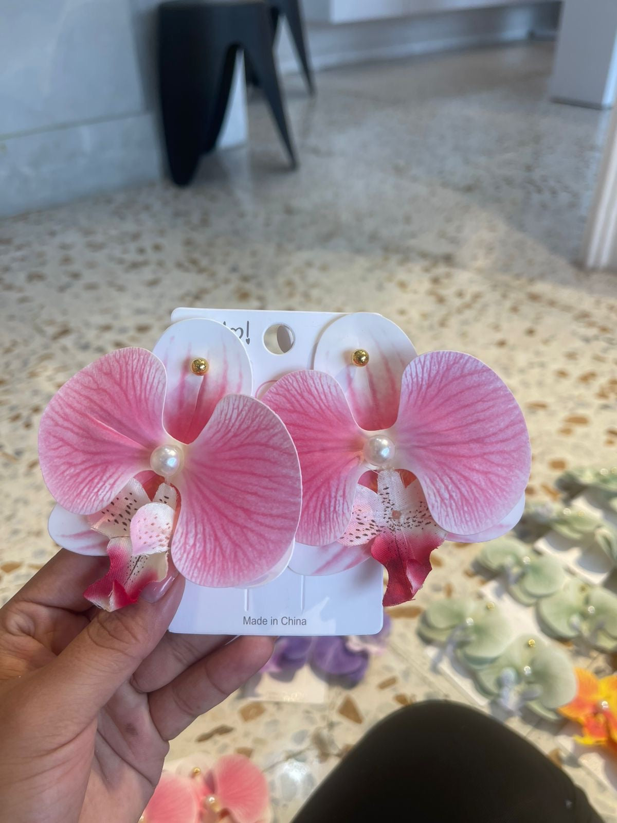 Aretes orquídea carnaval ✨