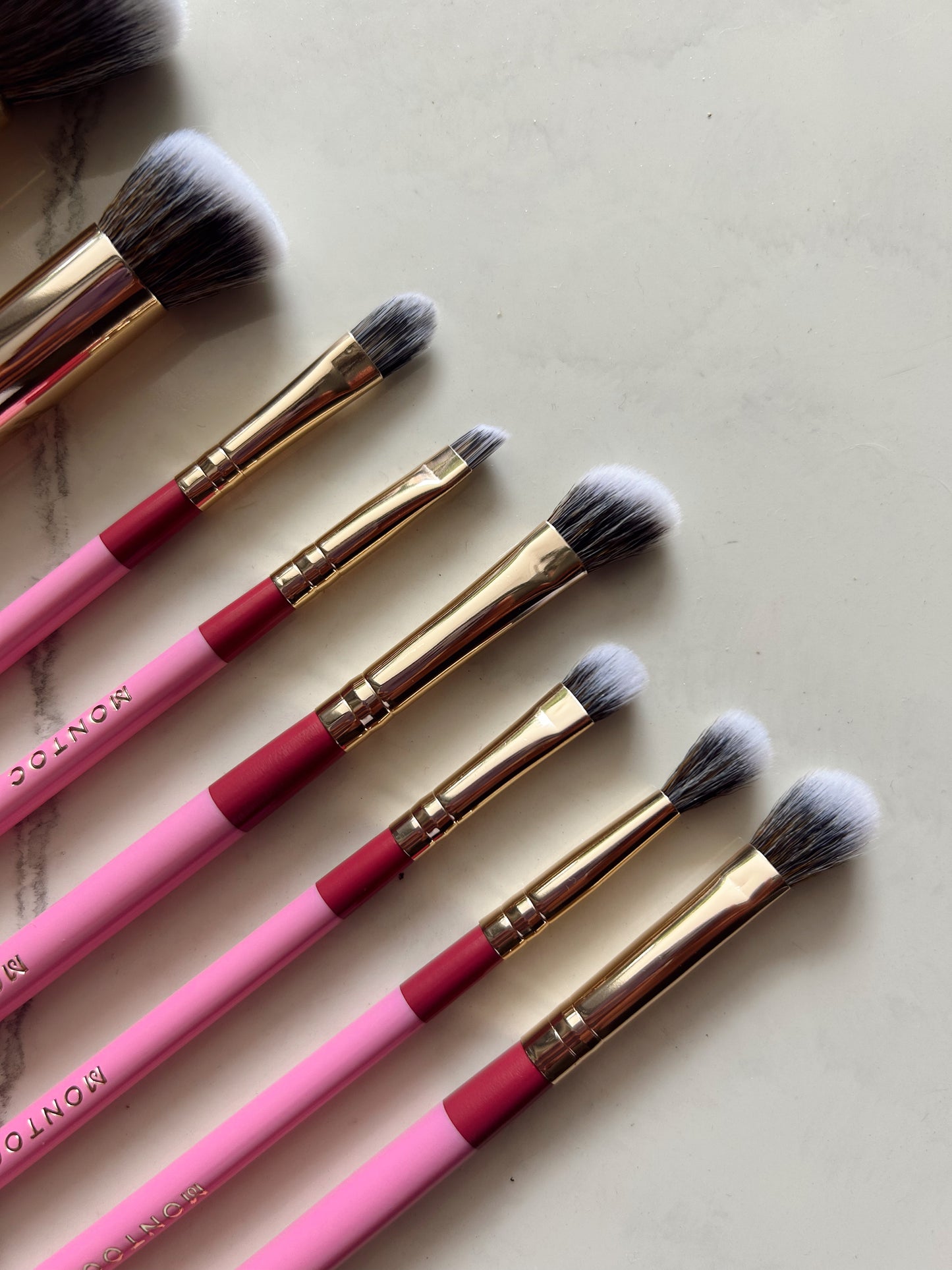 Kit de brochas fluffy x10 montoc