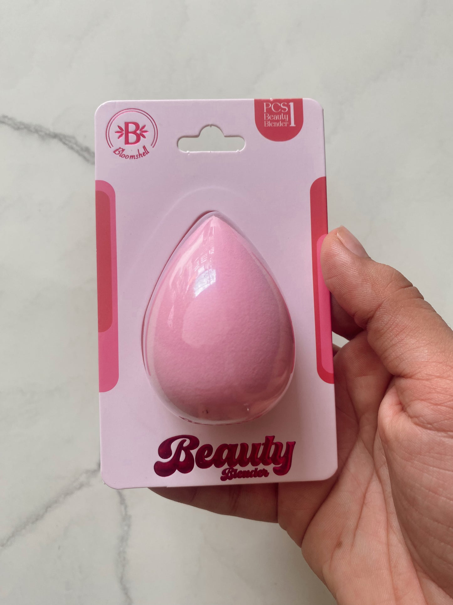 Beauty blender air bloomshell