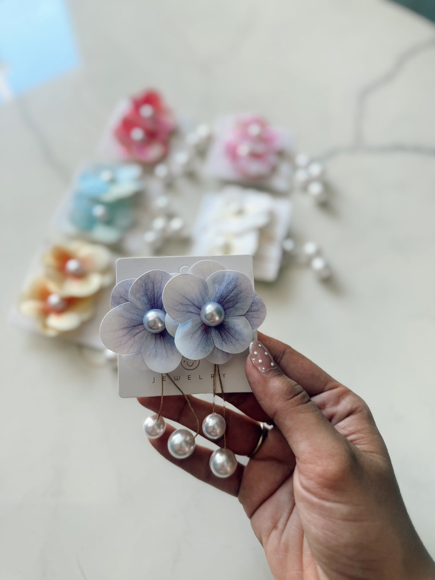 Aretes perla flor ✨