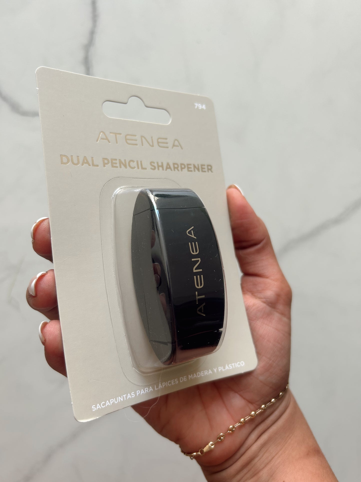 Saca puntas doble punta atenea