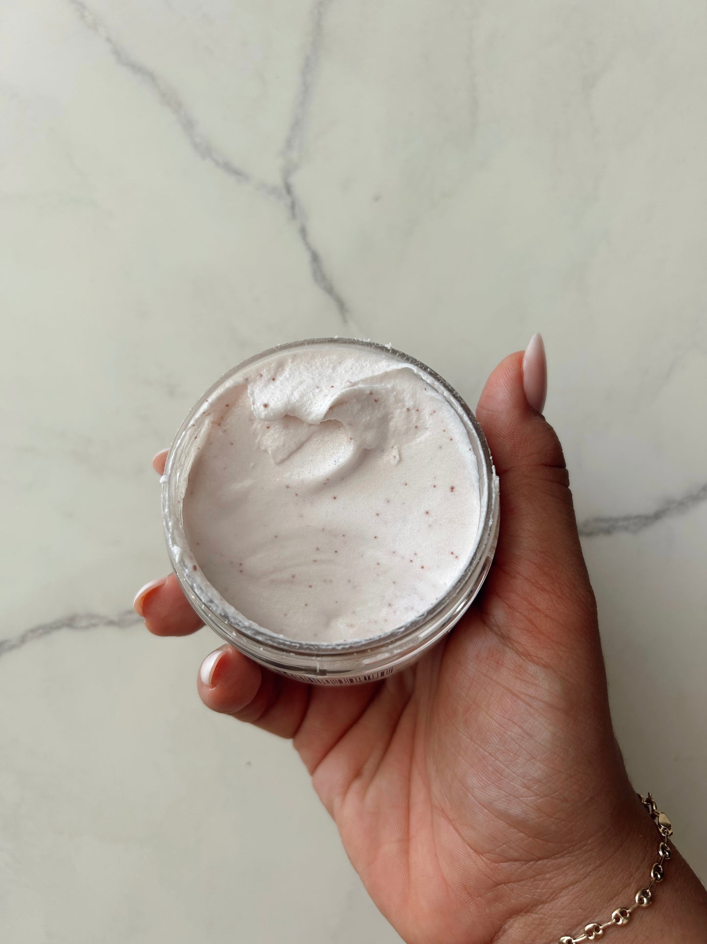 Body scrub ( exfoliante corporal ) dove 3.5 onz